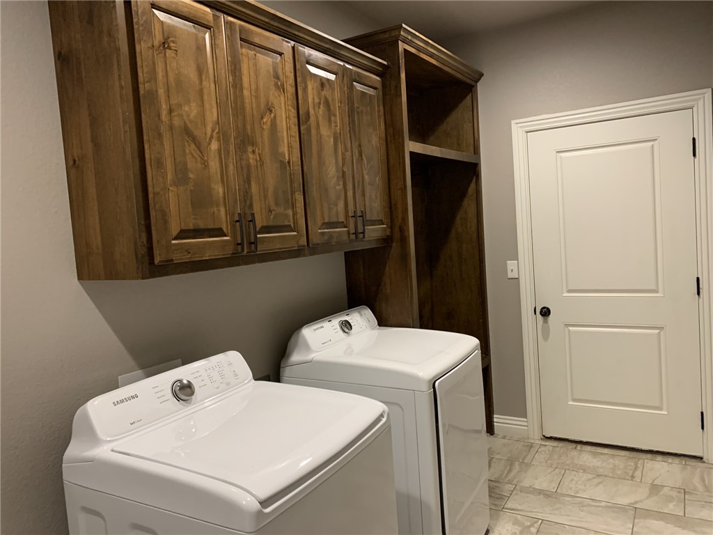 Town Homes At Forest Hills - Residential Lease