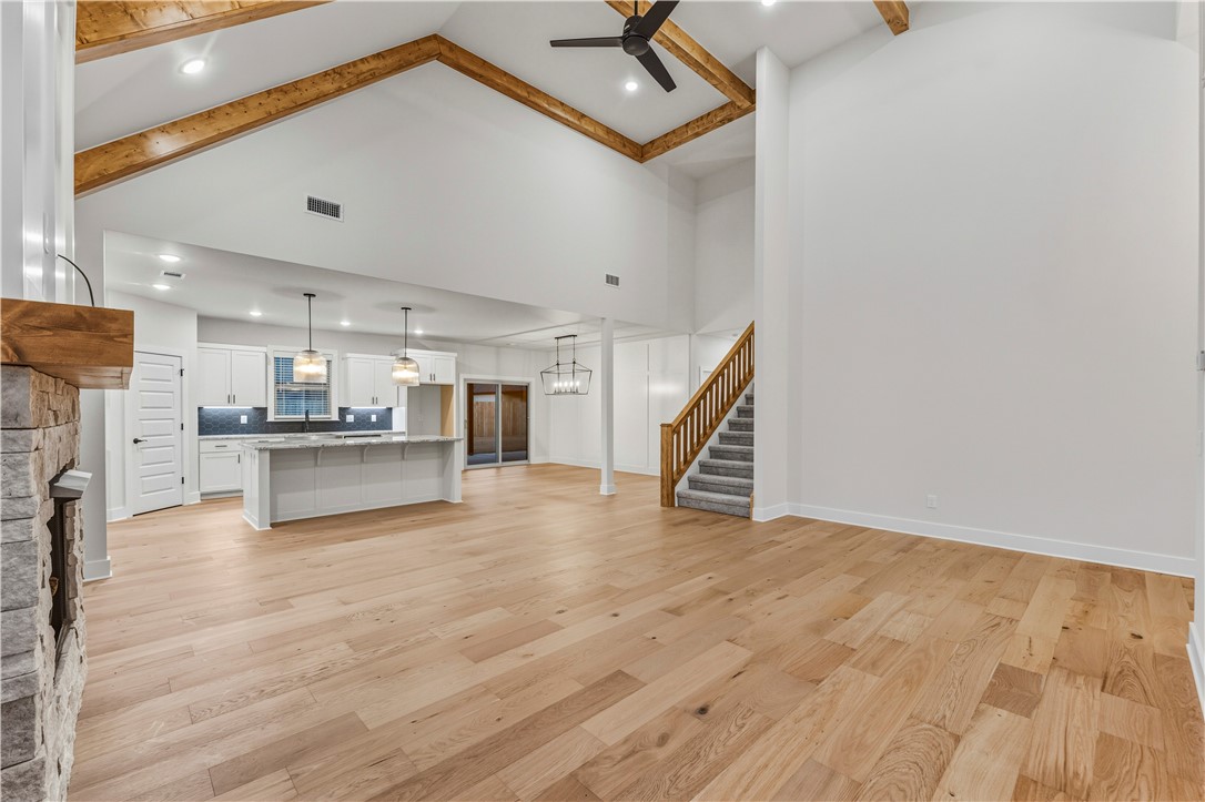 DIAMOND ESTATES PH V-CENTERTON - Residential