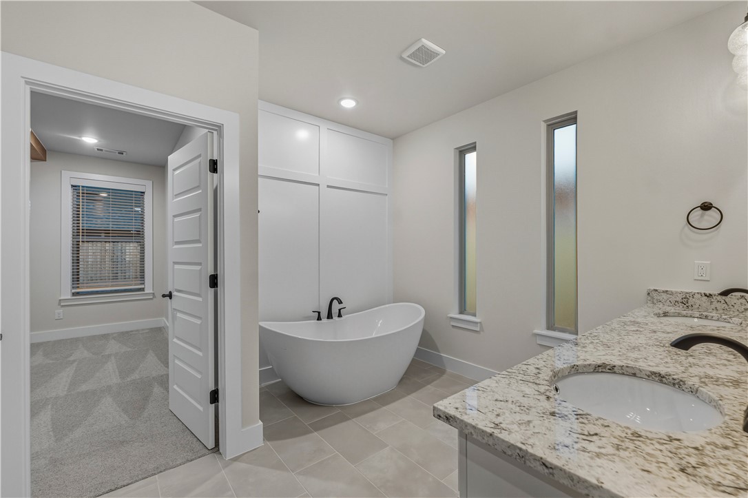 DIAMOND ESTATES PH V-CENTERTON - Residential