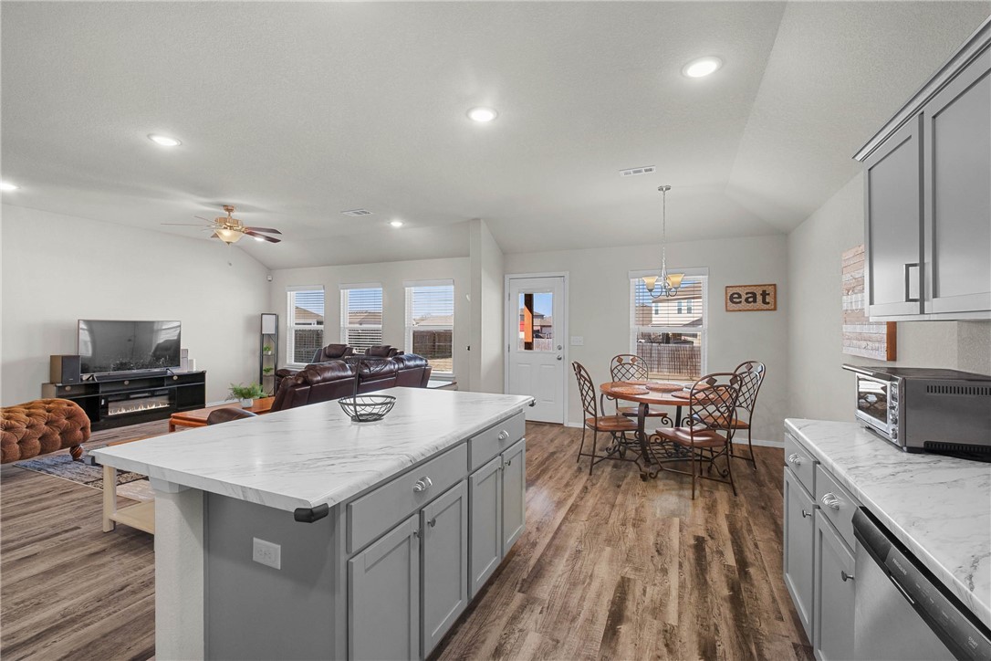 Providence Village Ph Ii Bentonville - Residential