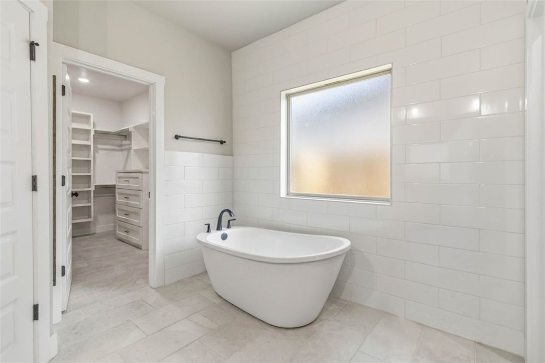 SHIRLEY ESTATES-CENTERTON - Residential