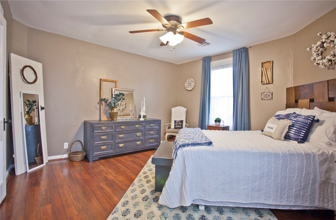 Wm C Tates Add Siloam Spgs - Residential