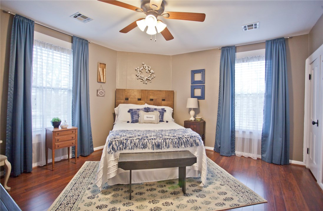 Wm C Tates Add Siloam Spgs - Residential