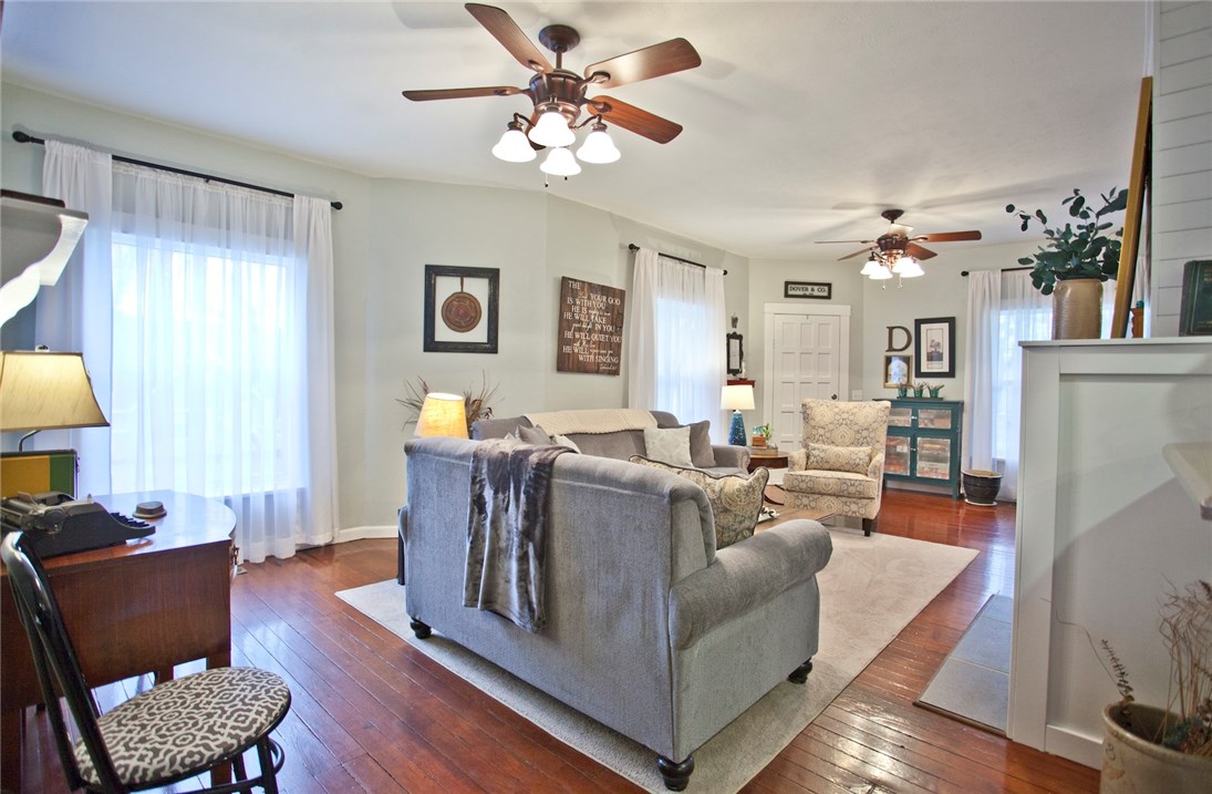 Wm C Tates Add Siloam Spgs - Residential