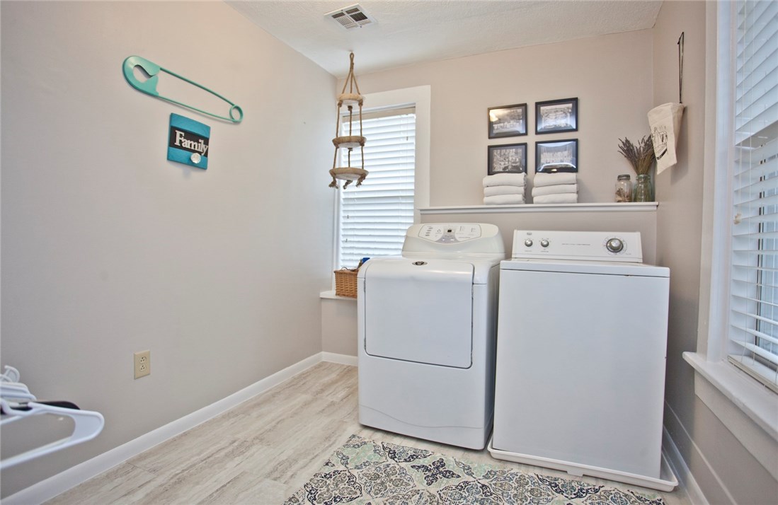 Wm C Tates Add Siloam Spgs - Residential