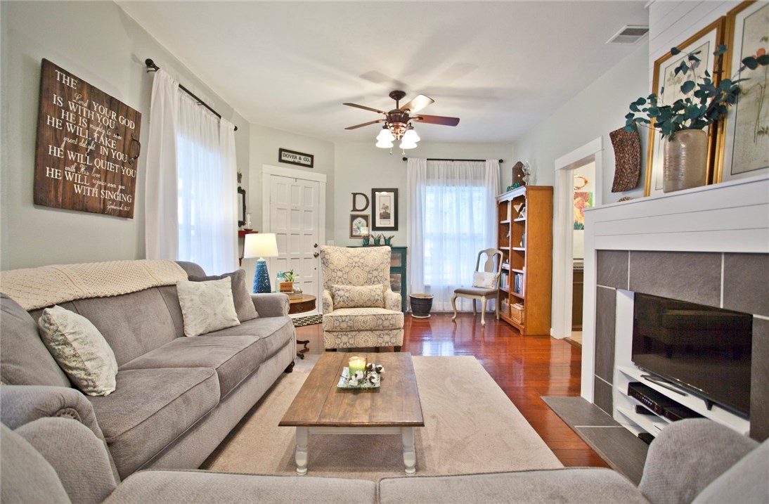 Wm C Tates Add Siloam Spgs - Residential