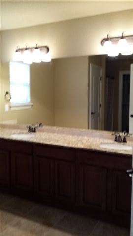 Stoneburrow Add Ph II Bentonville - Residential Lease