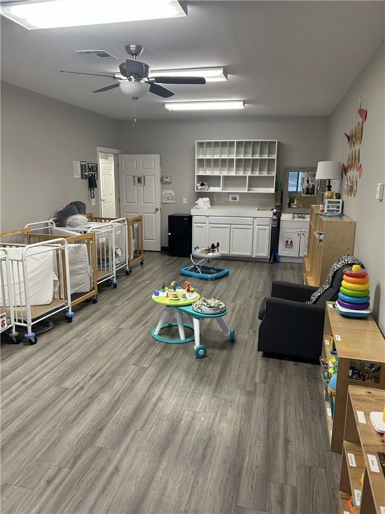 Oak Trace - Commercial Lease