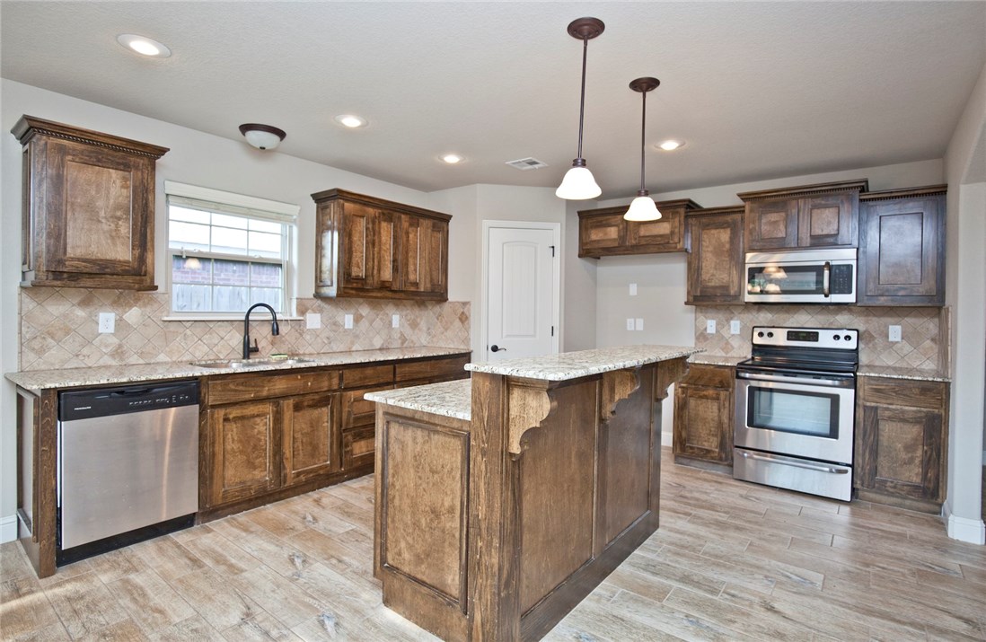 Lonesome Pond Sub Bentonville - Residential
