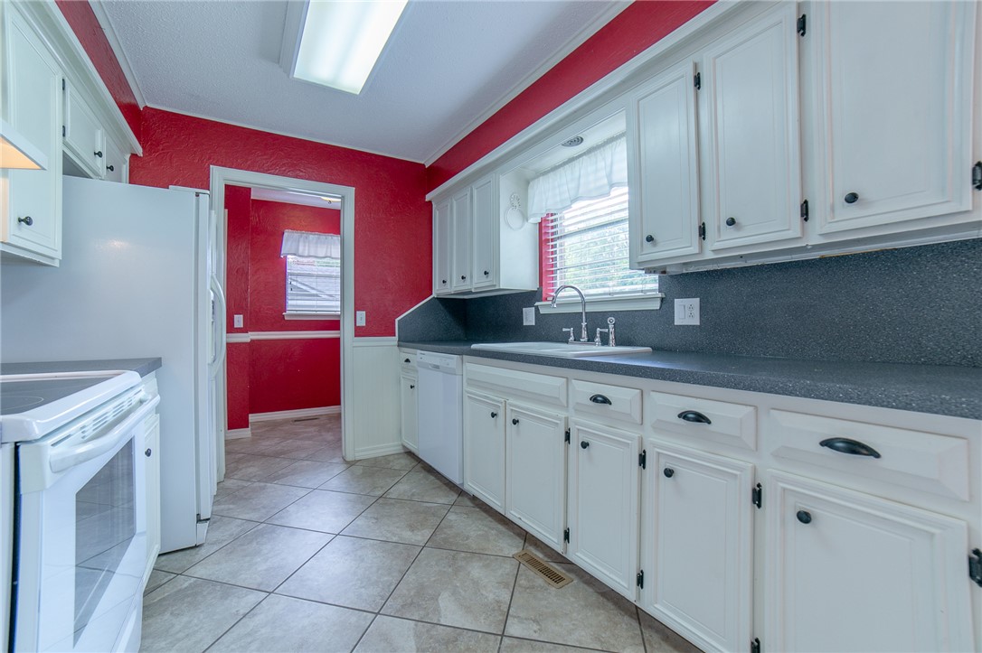 Dandys 2nd - Residential