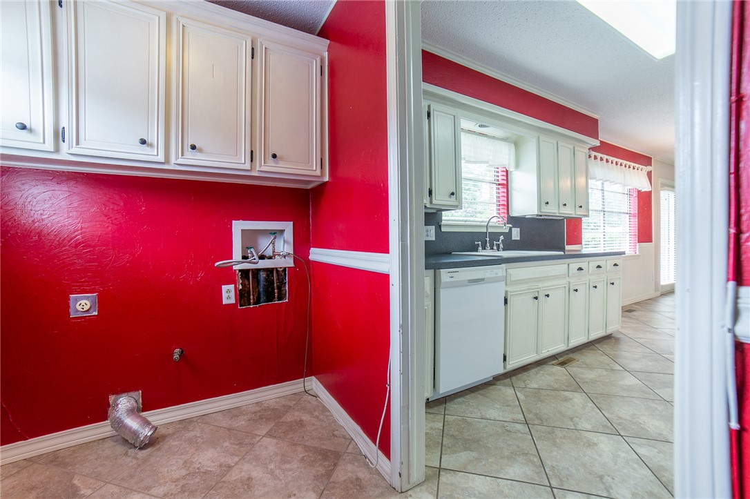 Dandys 2nd - Residential