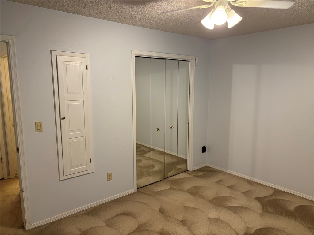 White Oak St Condo Ph IV - Residential