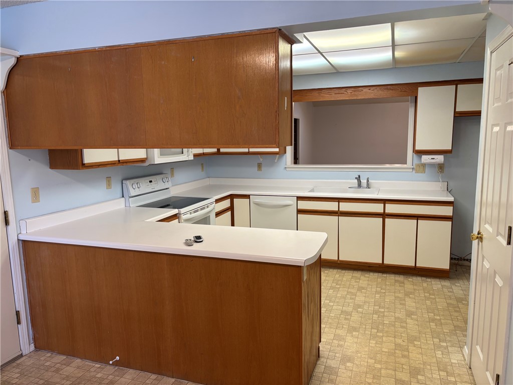White Oak St Condo Ph IV - Residential
