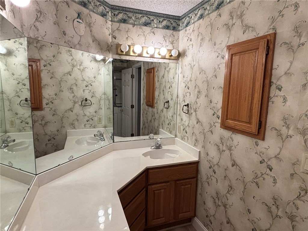White Oak St Condo Ph IV - Residential