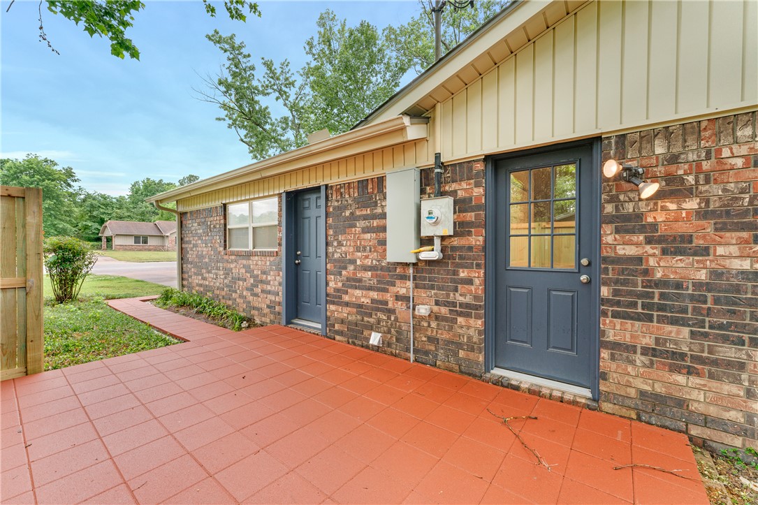 Oaks Manor Sub - Residential