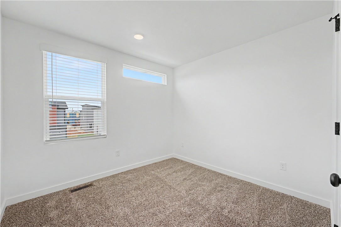 FEATHERSTON WEST SUB PH 1-CENTERTON - Residential