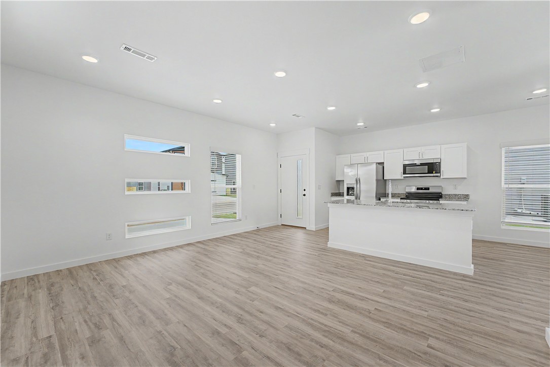 FEATHERSTON WEST SUB PH 1-CENTERTON - Residential