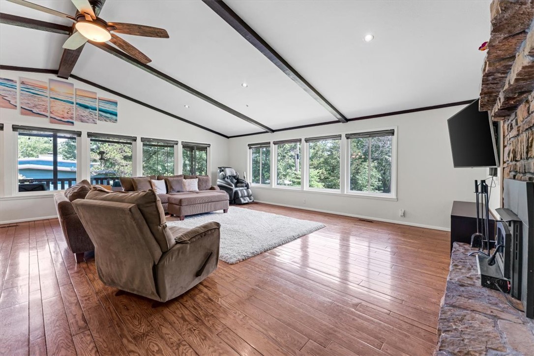 Springdale Outlots SW SW - Residential