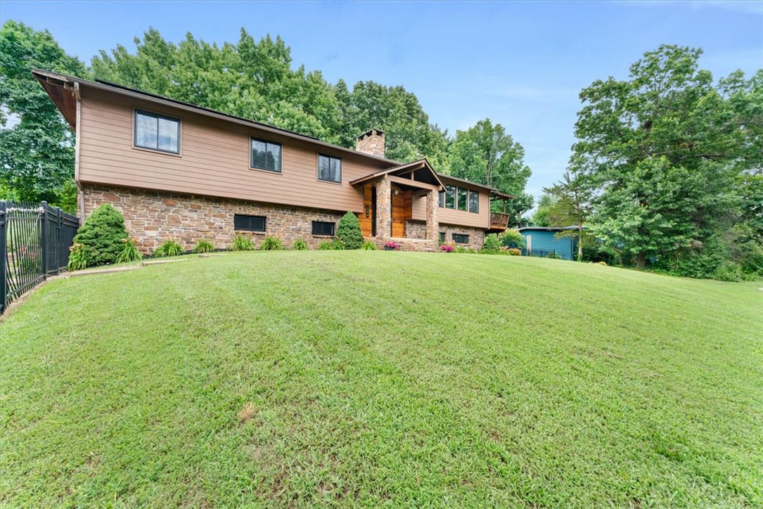 Springdale Outlots SW SW - Residential