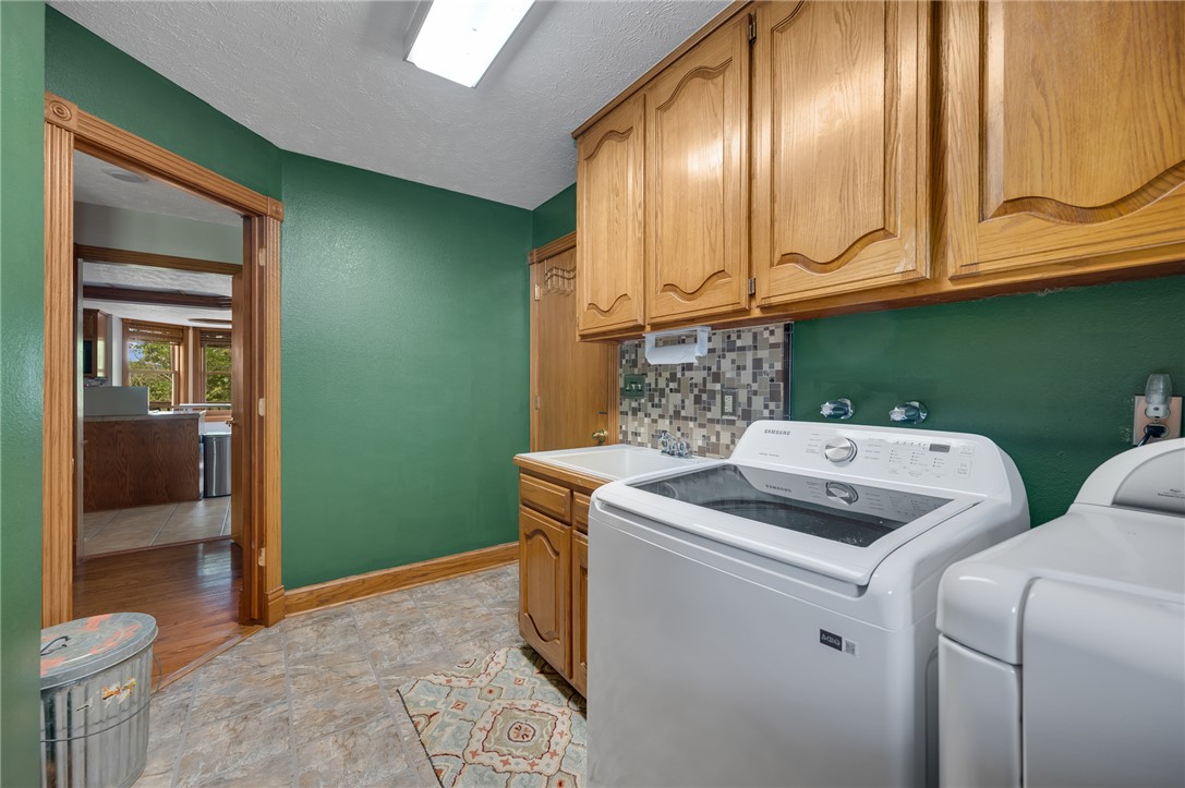 Unit 5 Holiday Island - Residential