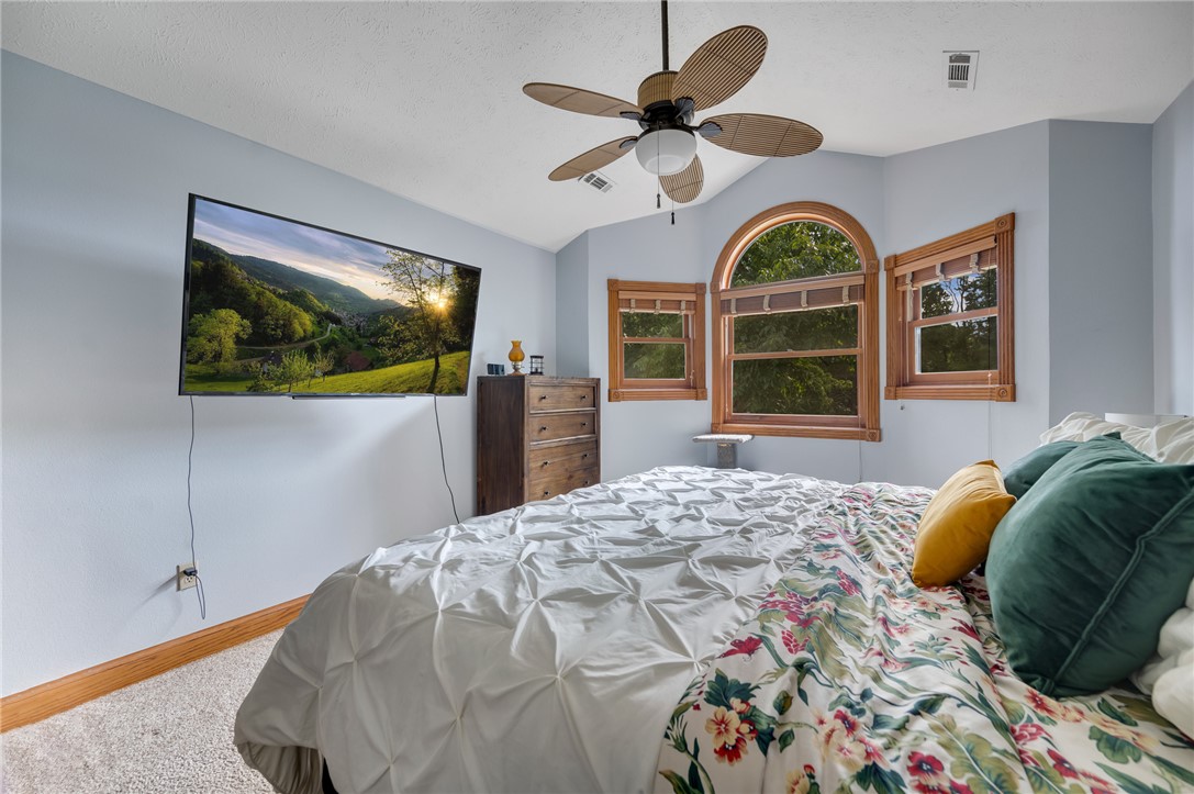 Unit 5 Holiday Island - Residential