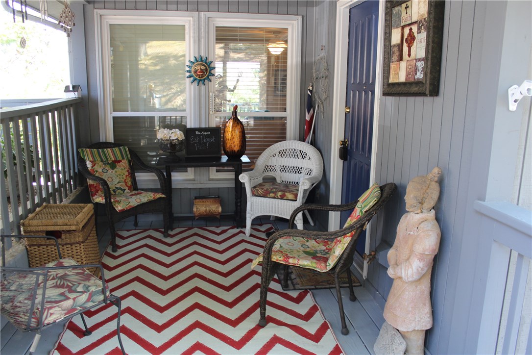 Townhouse Tct 3 A/K/A Drake Court Bvv - Residential