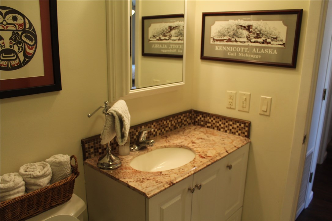 Townhouse Tct 3 A/K/A Drake Court Bvv - Residential