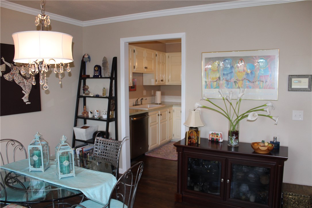 Townhouse Tct 3 A/K/A Drake Court Bvv - Residential