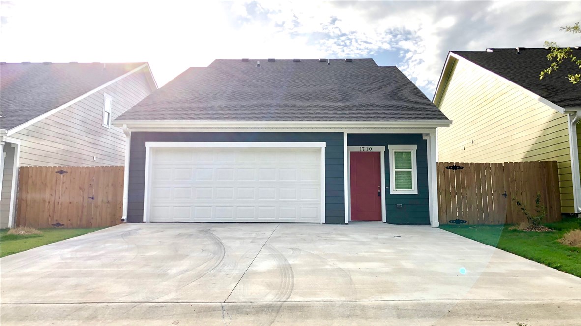 Links at Fayetteville Row Homes - Residential Lease