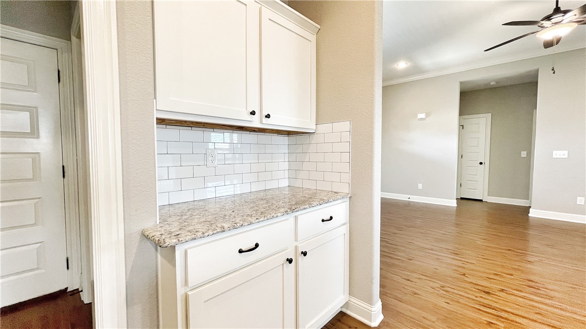 Sundowner Sub Ph 3 - Residential Lease