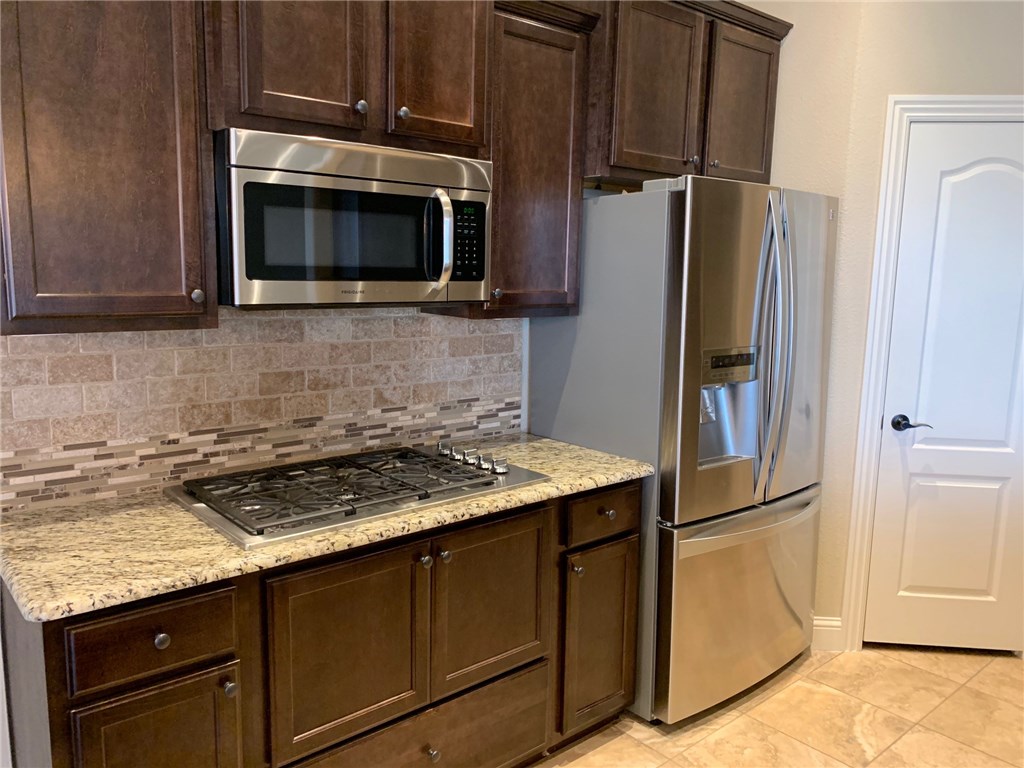Legendary Sub Ph I Springdale - Residential Lease