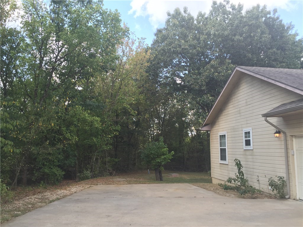 Lands End Sub Bvv - Residential Lease