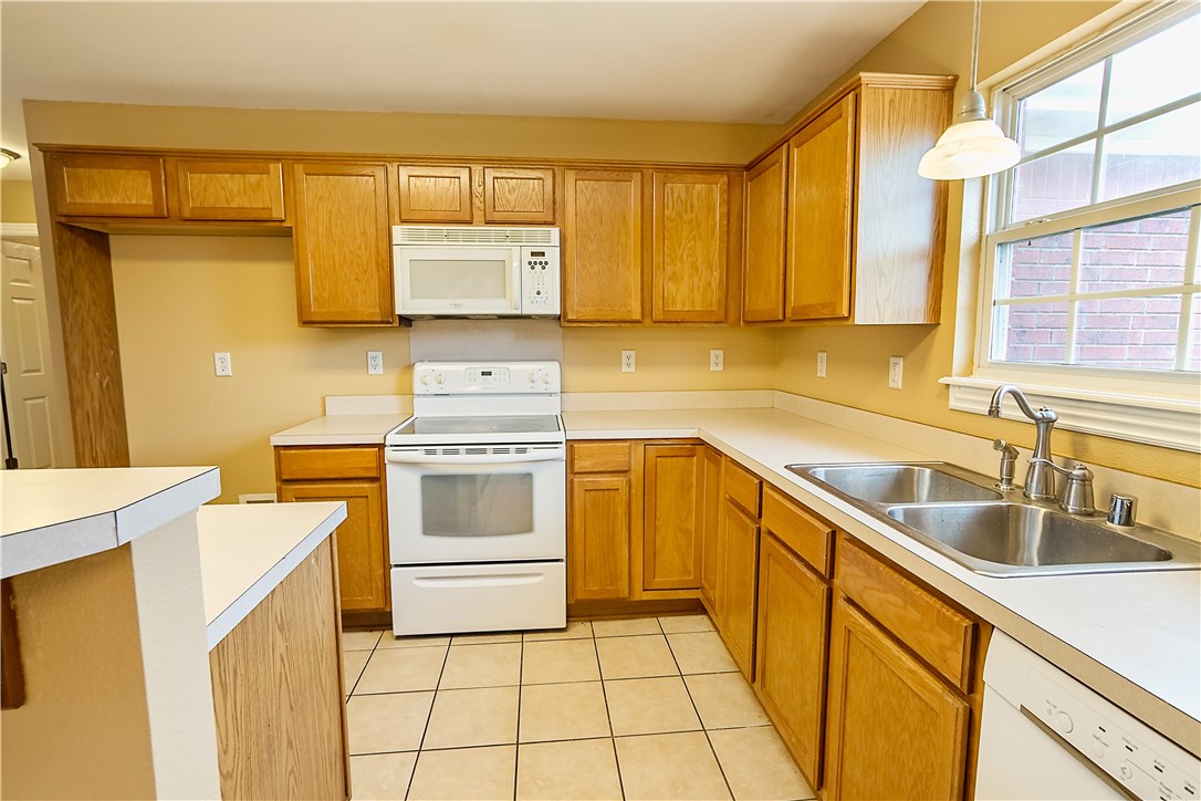 Carriage Square Sub Bentonville - Residential