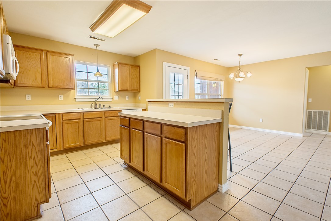 Carriage Square Sub Bentonville - Residential