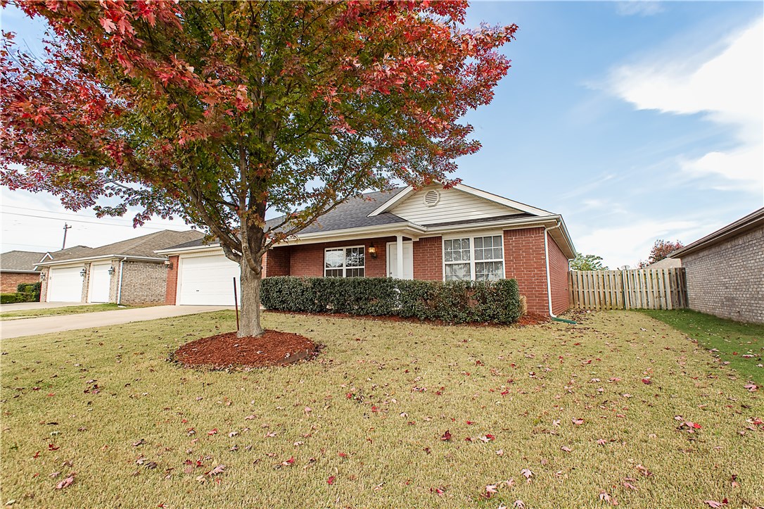 Carriage Square Sub Bentonville - Residential
