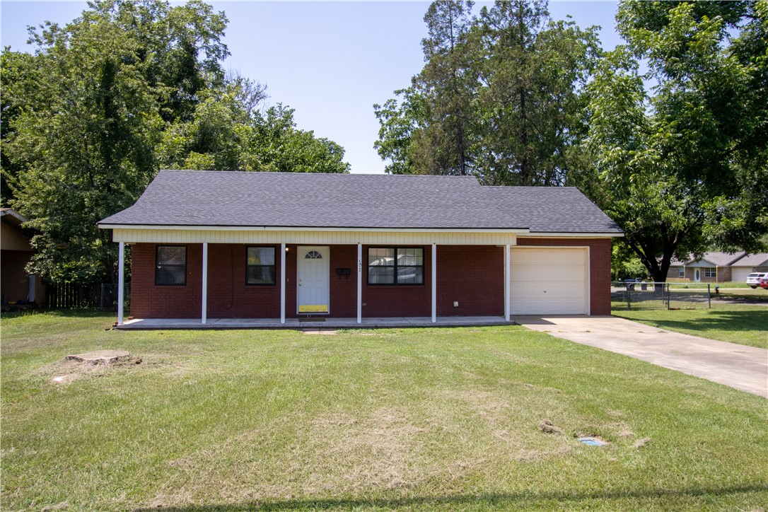 OUTLOTS C 32-10-23 - Residential