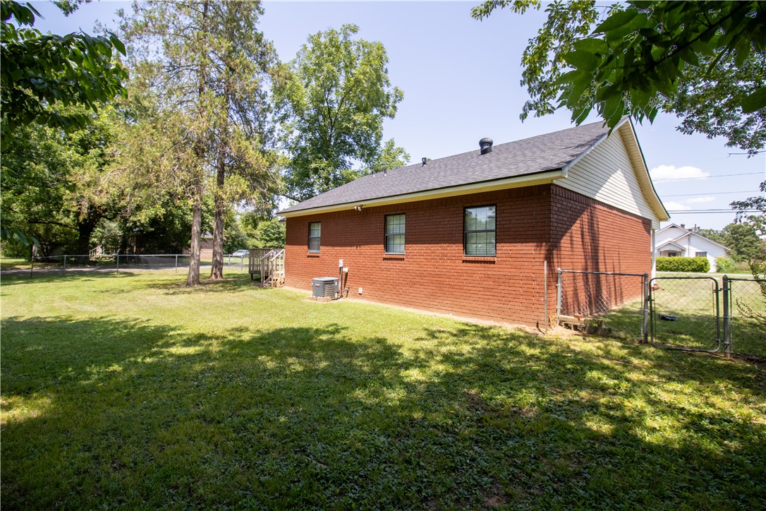 OUTLOTS C 32-10-23 - Residential
