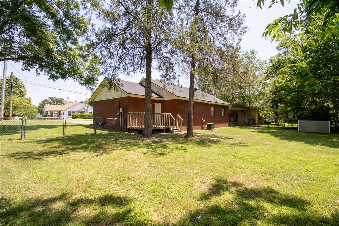 OUTLOTS C 32-10-23 - Residential