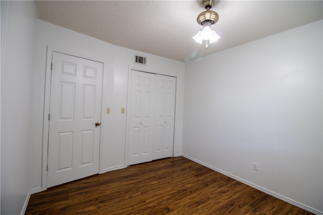 OUTLOTS C 32-10-23 - Residential
