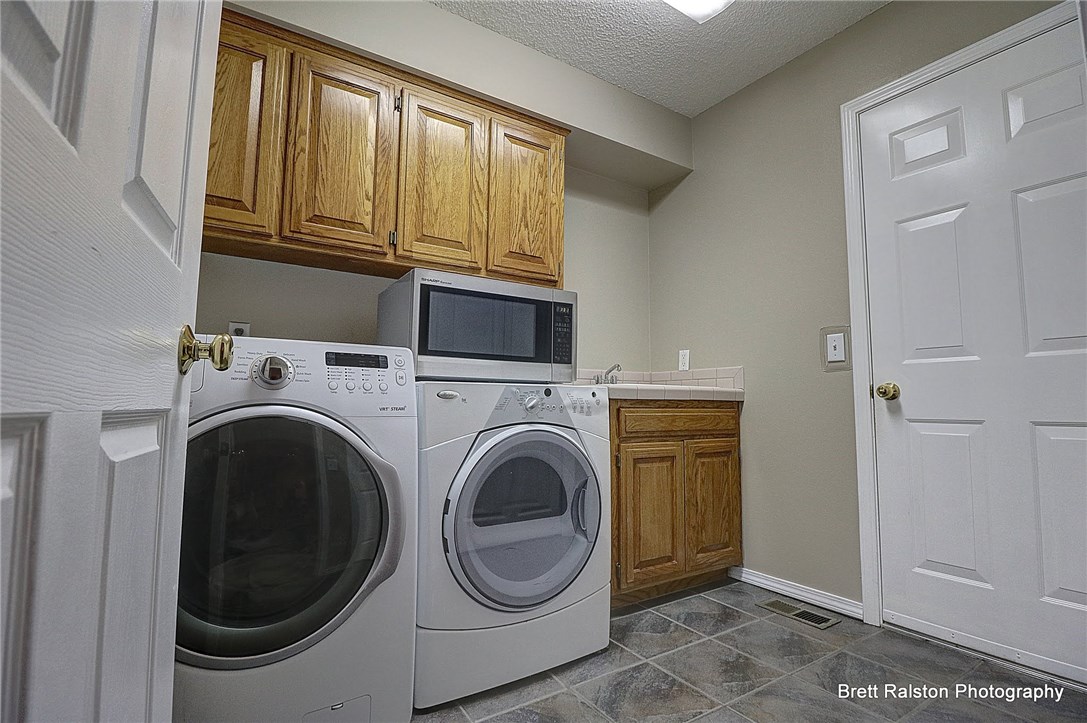 Cambridge Sub Bvv - Residential