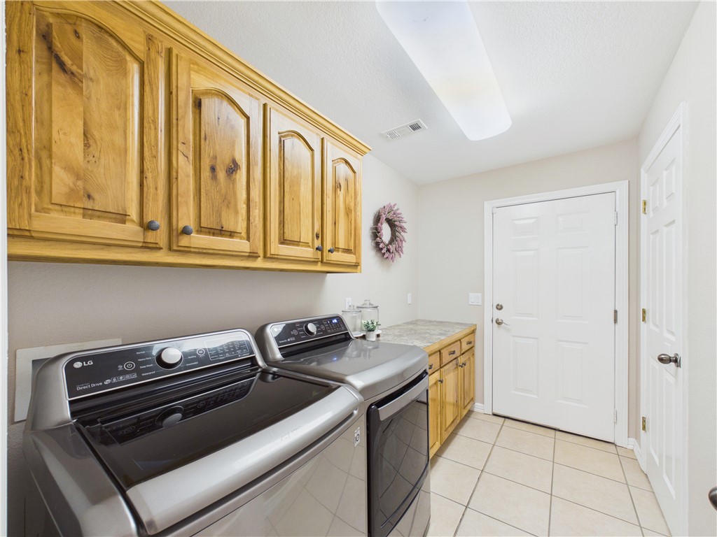 Cambridge Sub Bvv - Residential