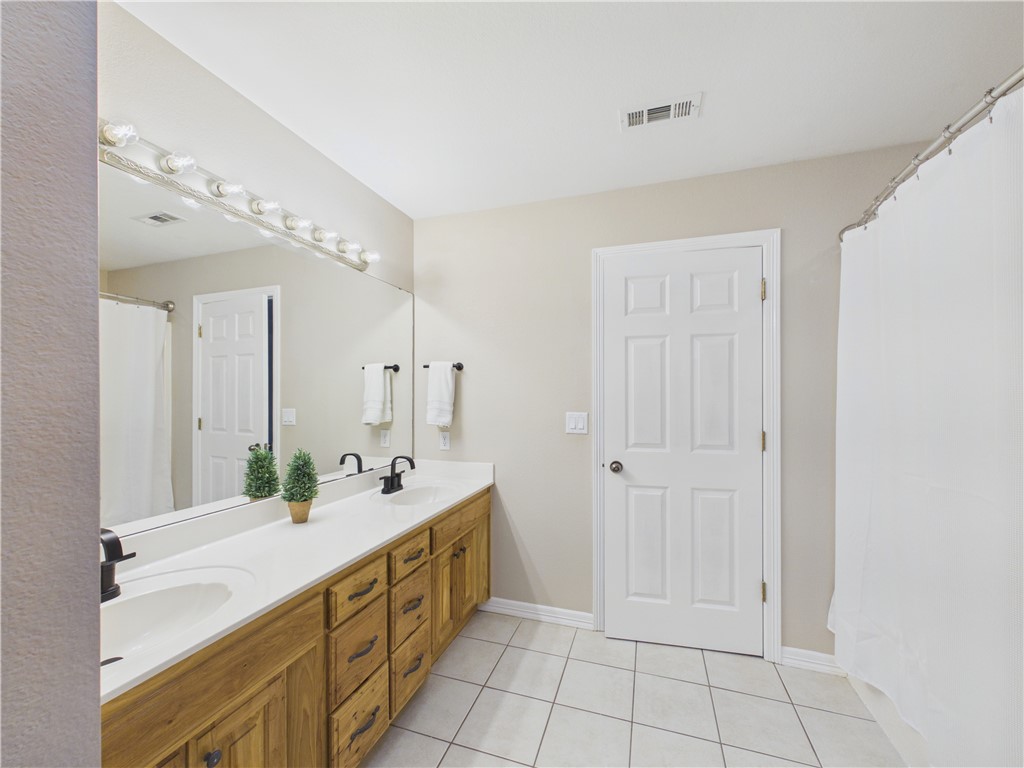 Cambridge Sub Bvv - Residential