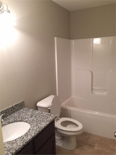 Riverwalk Farm Estate Ph I Bentonville - Residential Lease