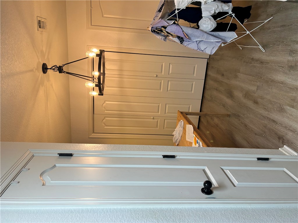 Valley View Condo Hpr - Residential Lease
