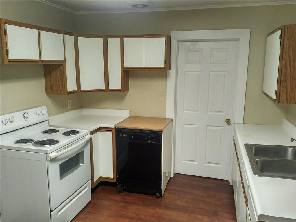 Mitchells Add - Residential Lease