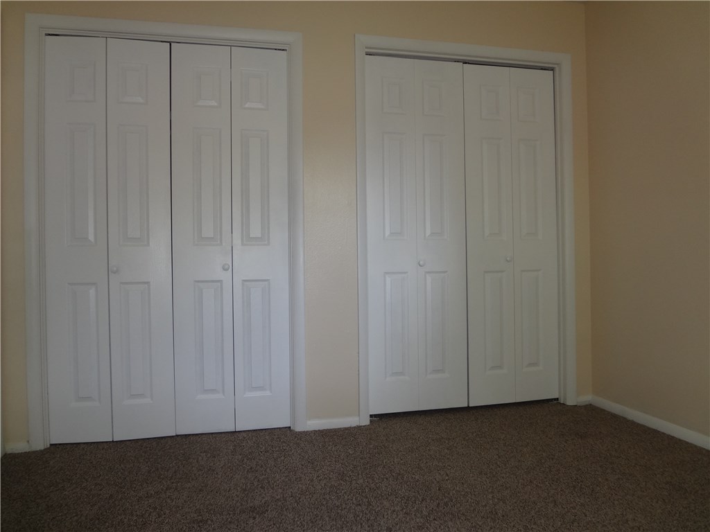 Bishop Manor Rogers - Residential