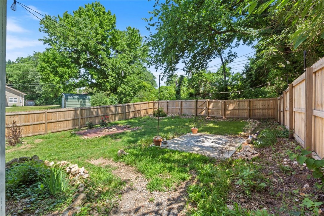 Wm C Tates Add Siloam Spgs - Residential