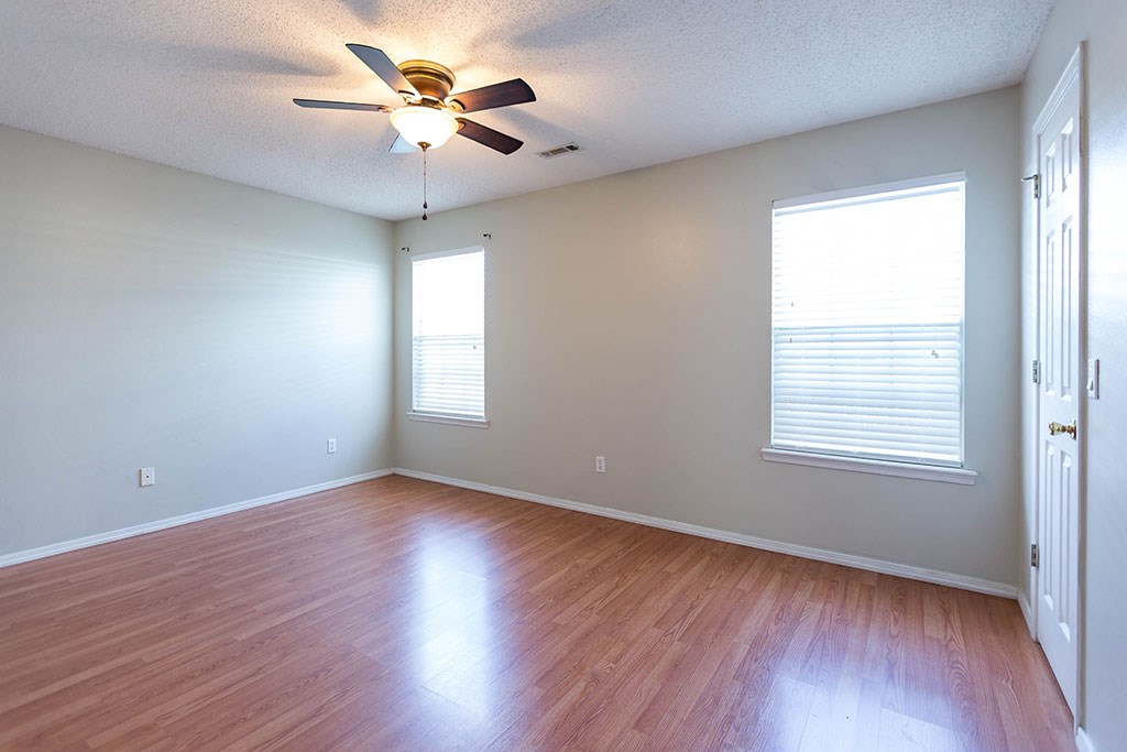 Pine Crest Add Ph I - Residential