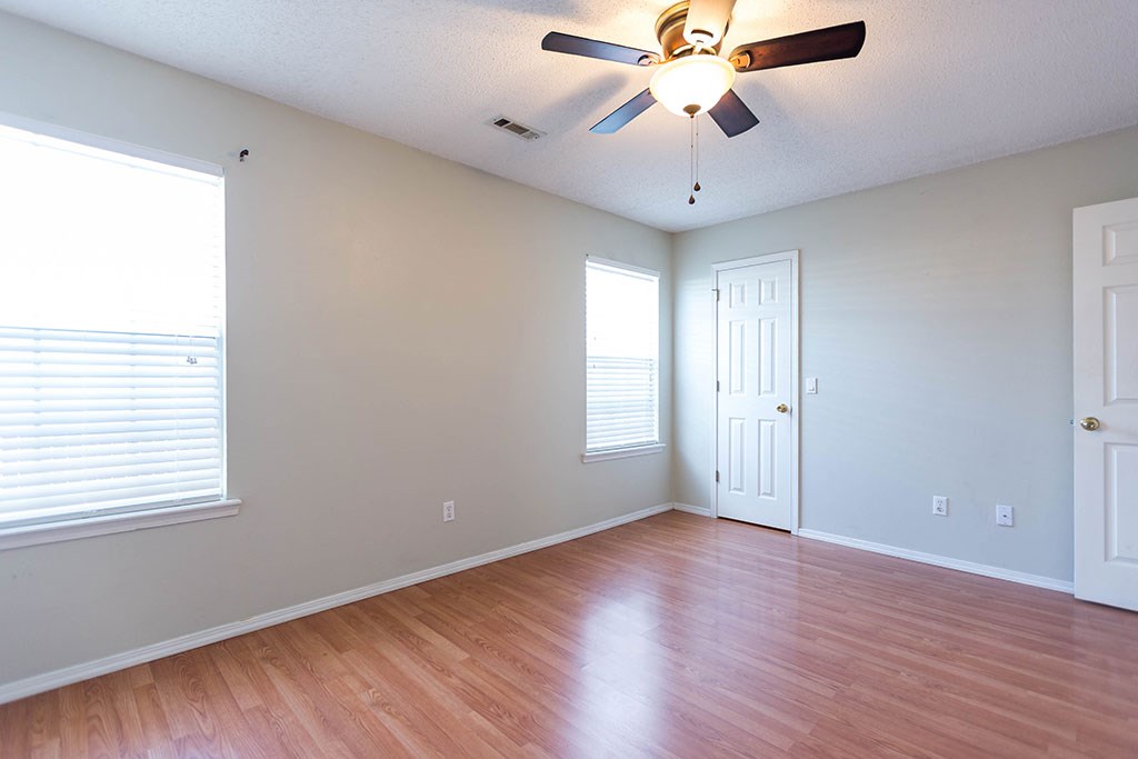 Pine Crest Add Ph I - Residential