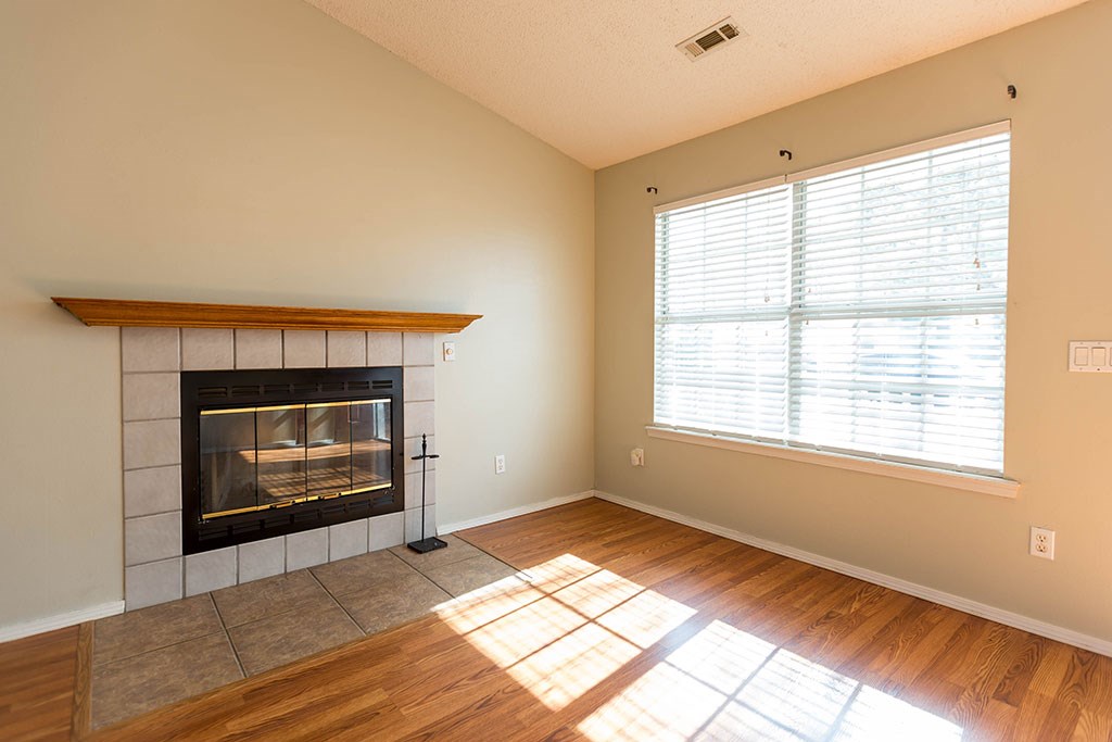 Pine Crest Add Ph I - Residential